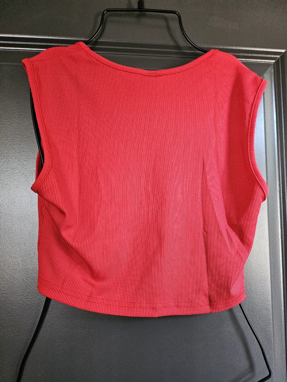Red Crop - Picture 3 of 3
